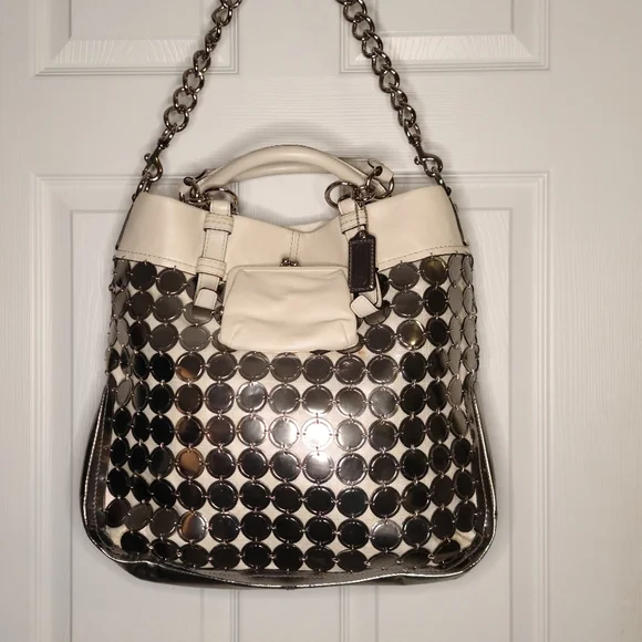 LIMITED EDITION! Coach Bonnie Cashin White & Silver Metallic Medallion Bag 13376 - Picture 11 of 16